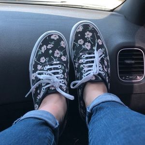 Vans flower / floral